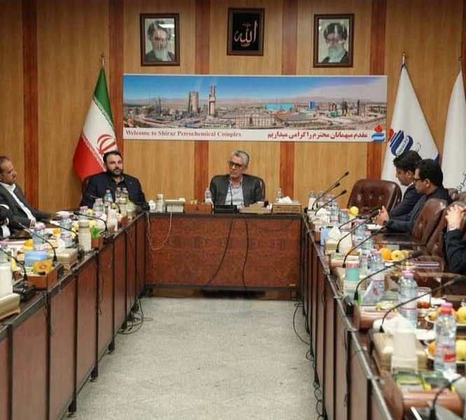 دیدار مدیرعامل پتروشیمی شیراز و بانک شهر با هدف توسعه همکاری‌های راهبردی
