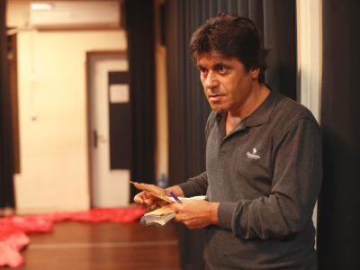 عباس اقسامی نمایش «تلخاب» را به صحنه می‌برد