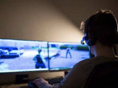 شبکه‌های اجتماعی برای نوجوانان فرانسوی ممنوع می شود
