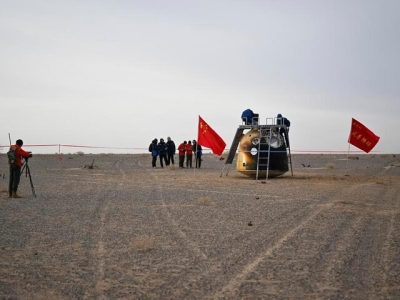 کپسول چینی بدون سرنشین به زمین بازگشت