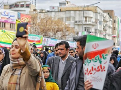 معاون علمی رئیس‌جمهور در راهپیمایی ۲۲ بهمن حضور یافت
